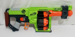 escopeta nerf zombie