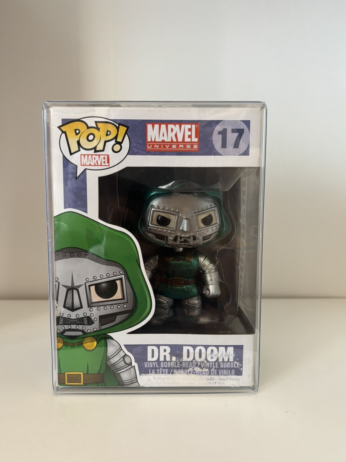 Funko Pop Dr Doom 17 Marvel Universe