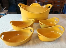 Rachael Ray 4.25 Qt Covered Casserole Stoneware With Four 12oz Serving Dishes