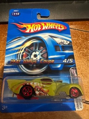 2005 Hot Wheels Crazed Clowns 1941 Willys Coupe #114 Green