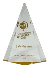 Scream 6 SCREEN USED PROP GALE WEATHERS JOURNALISM AWARD COA