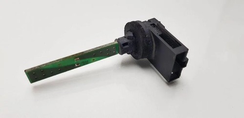 AUDI A6 Avant 4F5, C6 Temperatursensor 4B0820539 2.50 Diesel 2002 31106574