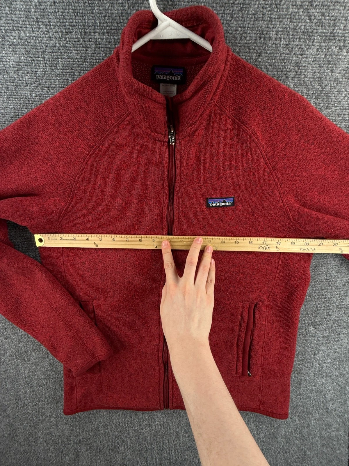 patagonia full zip fleece zip pockets warm basic logo jacket