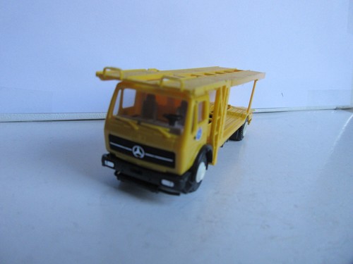 Herpa 1:87 Mercedes Auto/PKW-Transporter !!!