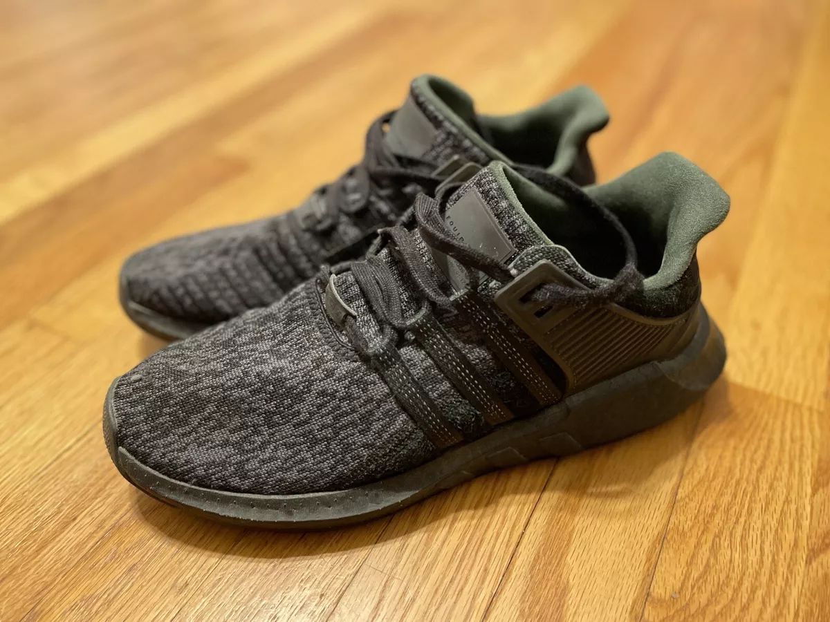 Eqt support top triple black