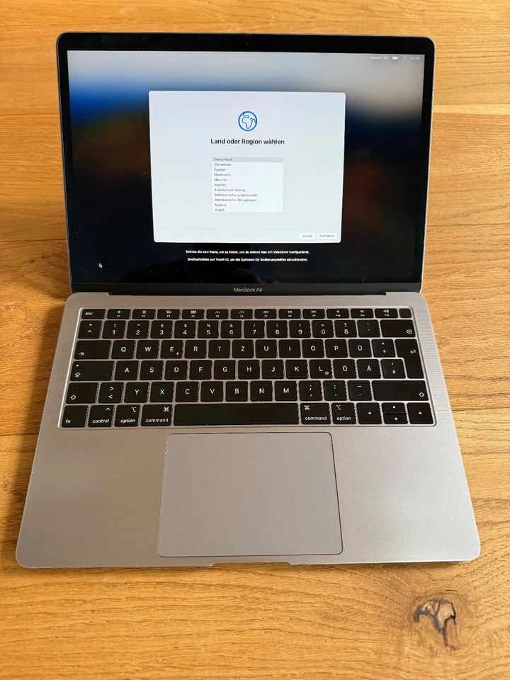 Apple MacBook Air 13,3" i5‑8210Y, 16GB RAM, 256GB SSD -Space Grau (A1932)