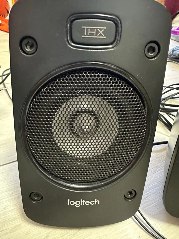 logitech z906 5.1 impianto hi-fi - Immagine 4 di 4
