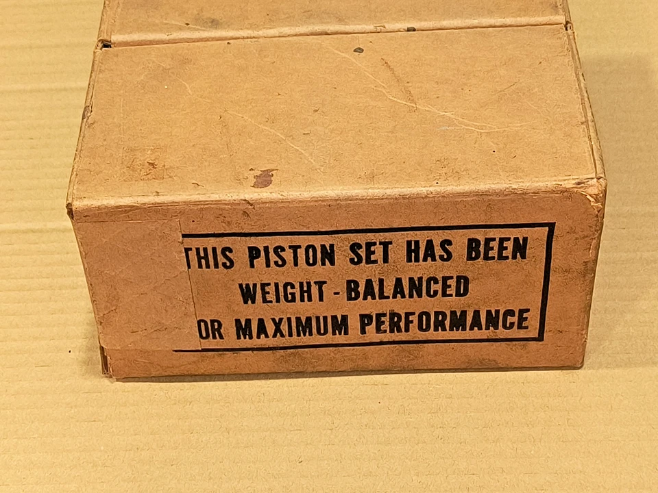 Conjunto de pistão Chevrolet Vega STD 3-1/2 furo produtos de nylon 1046-P fabricado nos EUA - Imagem 3 de 4