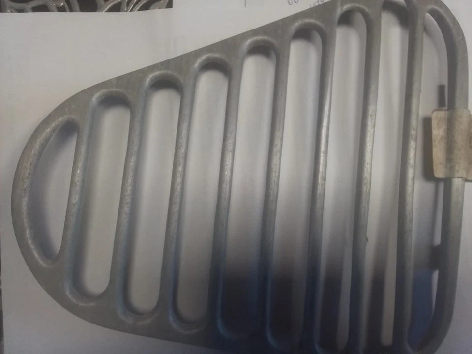 Taylorcraft капот решетки пара Univair UB6074R UB6074L - Изображение 2 из 4