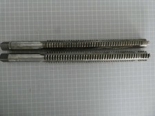 1 Satz Trapez Gewindebohrer (2-teilig) 24x10; links