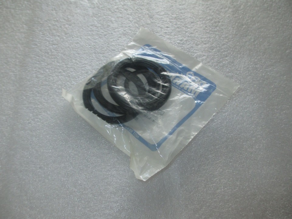 NOS PRO MARINE 2018 Seal Kit, Crankshaft MERCURY 200250 DF1 3.0 L 26