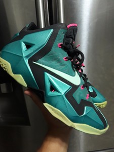 lebron xi south beach