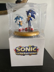 非売品　ソニック ジェネレーションズ フィギュア SEGA | ソニック20周年公式サイト | ソニックグッズ紹介