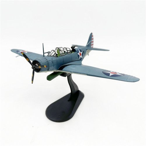 Modellino aereo attacco siluro cacciatorpediniere americano TBD 1/72 - Foto 6 di 16