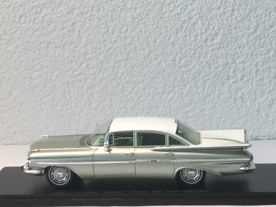 –Spark 1:43 Chevrolet Impala Sedan Six Windows 1959 Green Art. Nr: S2904– - Immagine 2 di 4