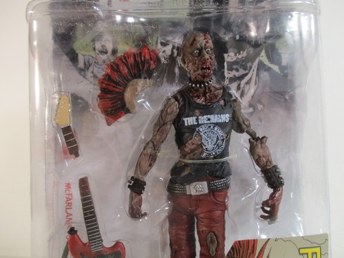 MCFARLANE TOYS SKYBOUND THE WALKING DEAD PUNK ROCK WALKER VERSIÓN ROJA EXCLUSIVO - Imagen 2 de 9