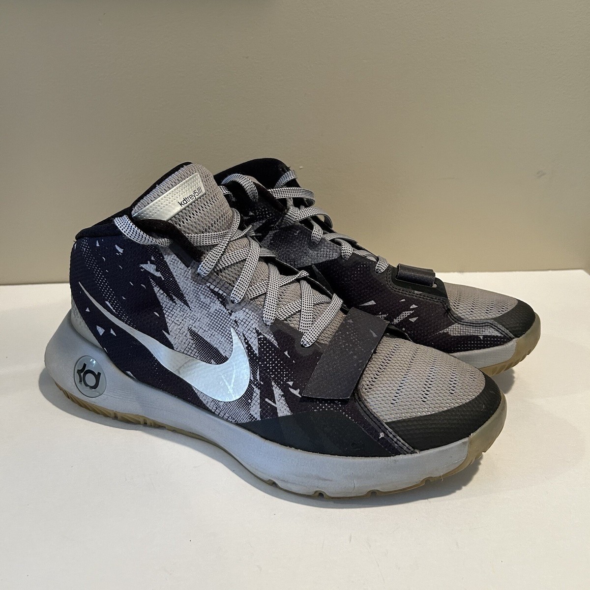 Size 12- Nike KD Trey 5 III Black Man Shoes Nike KD Trey 5 III Black Yellow Mens Basketball Shoes 749377  main image 2
