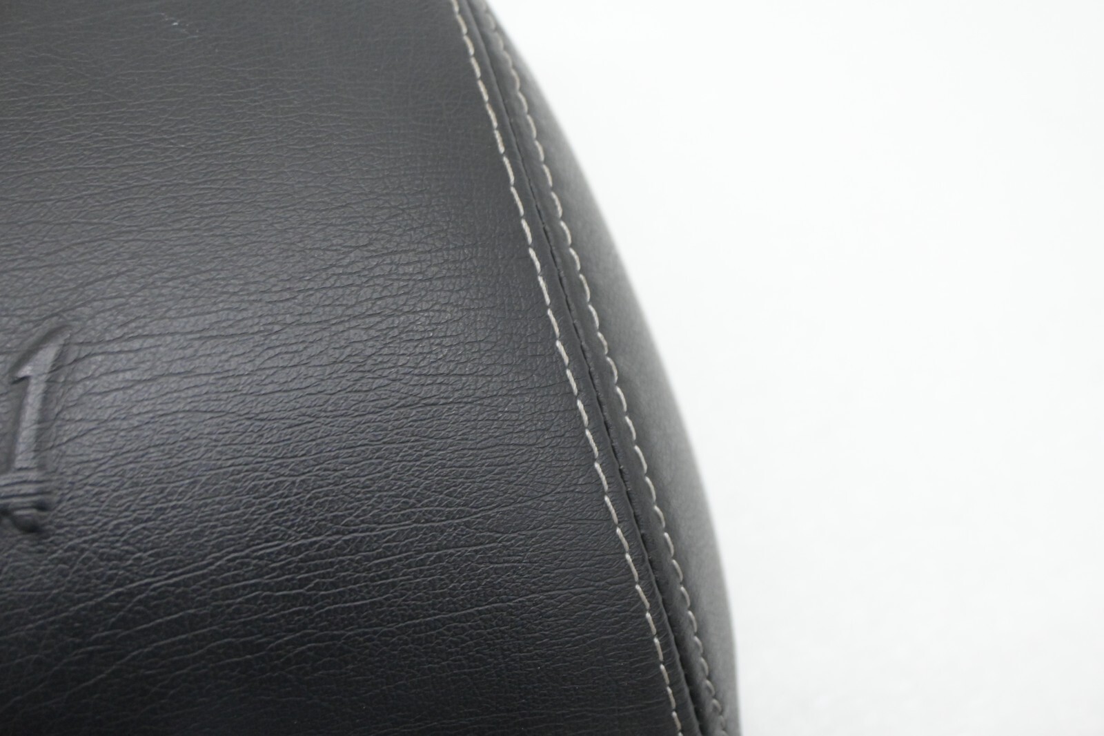 ⭐ 08-17 Maserati Granturismo Right or Left Seat Headrest Leather Black Oem