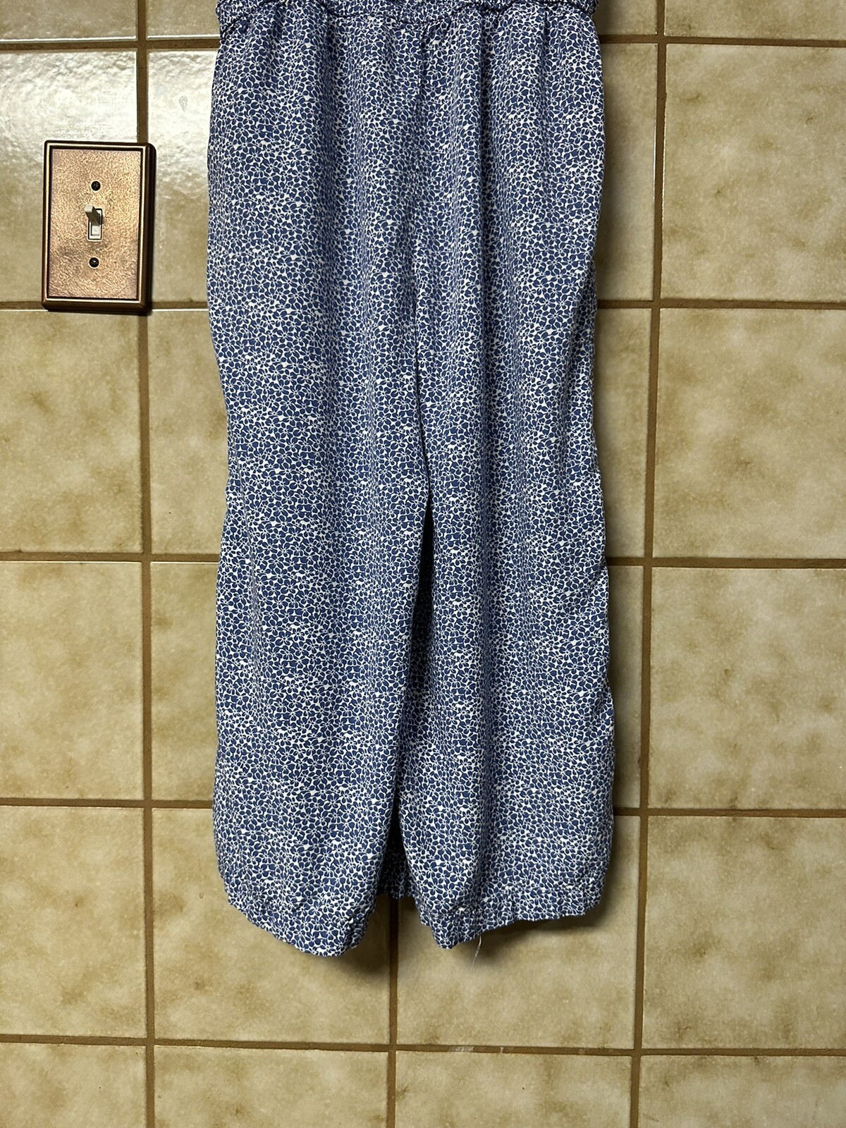 Picture 2 of 12