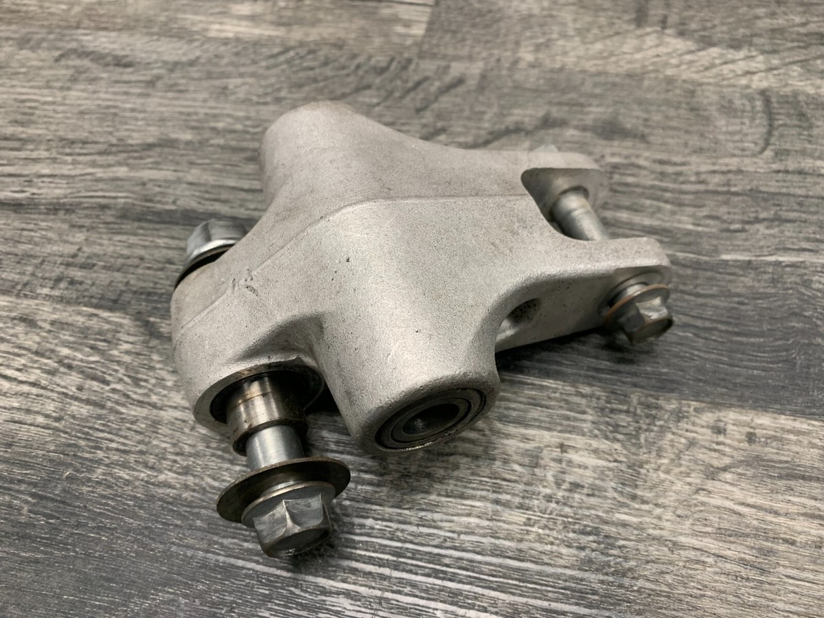 Suzuki VZR1800 Boulevard M109R OEM Rear Suspension Cushion Lever