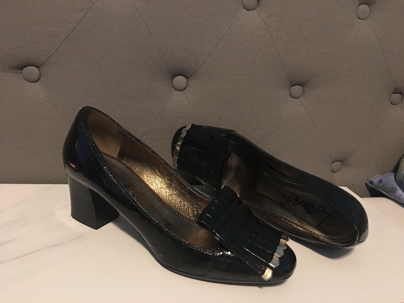 Rare Lanvin Black Mules With With With gold Tips Size These shoes Are Classic 38 7 4f8776 Rare Lanvin Black Mules With With With gold Tips Size These shoes Are Classic 38 7 4f8776