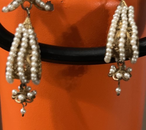 Elegant Antique Delicate Seed Pearls Earrings Clip On ^ - Picture 9 of 10