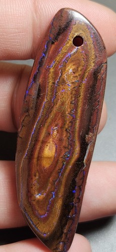 Colgante perforado ópalo de roca pulido Yowah púrpura matriz azul joyería 55,8 quilates - Imagen 2 de 16