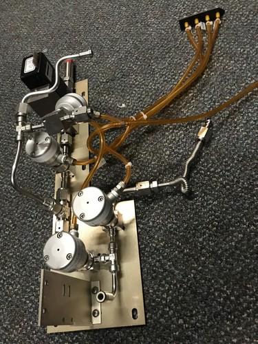 Tegal 901e Tegal 903e Vacuum Assembly ID-AWM-B-5-4 - Picture 8 of 12