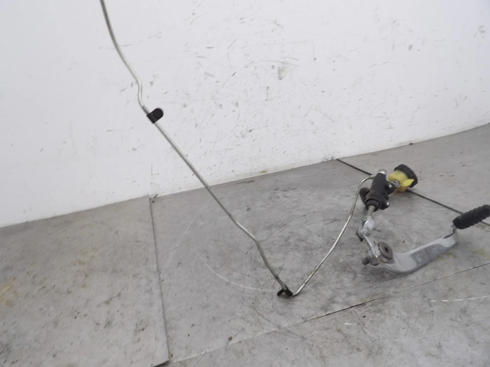 2009  TRIUMPH AMERICA EFI REAR BRAKE MASTER CYLINDER PEDAL LINE T2025900 - Image 4 of 4