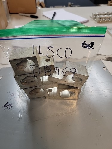 ILSCO D8739 Mechanical Connector Lug 750 MCM-1/0, 2-250MCM-1/0 - Picture 6 of 6