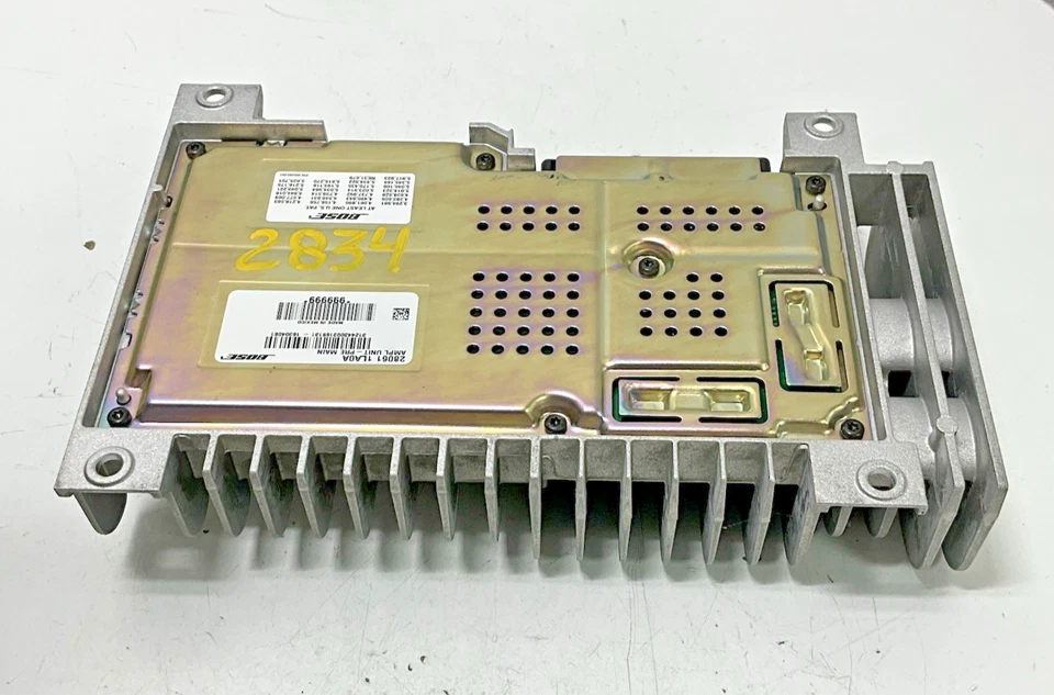 Nissan Armada 2017 radio amplificador de audio módulo de control Bose 280611LA0A OEM Foto 3 de 4