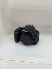 Nikon SLR Digital Camera DSLR D5500 18-140 VR Lens Kit Black Used