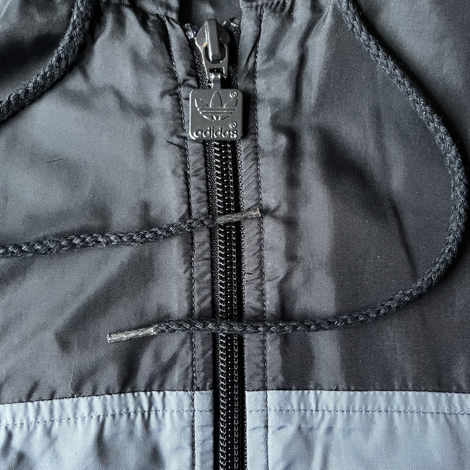 Vintage Adidas Windbreaker Jacket UK Mens Medium -Black / Grey - Rare From 2008 image 3