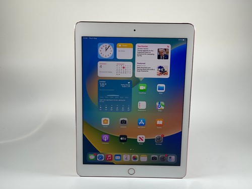Apple iPad Pro 1st Generation 128GB Wi-Fi 9.7 Inch Rose Gold Average Grade C 752 - Picture 4 of 24