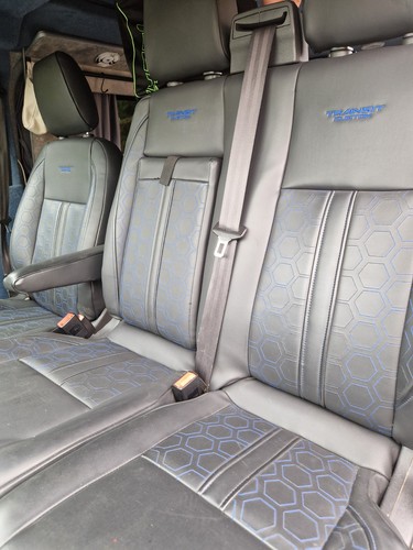 2.2 LWB Ford Transit Custom Camper van POP TOP - Picture 19 of 24