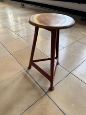 Industrie Hocker ähnlich  ROWAC  Sitz Buche, Gestell Stahl,RAL Braunrot