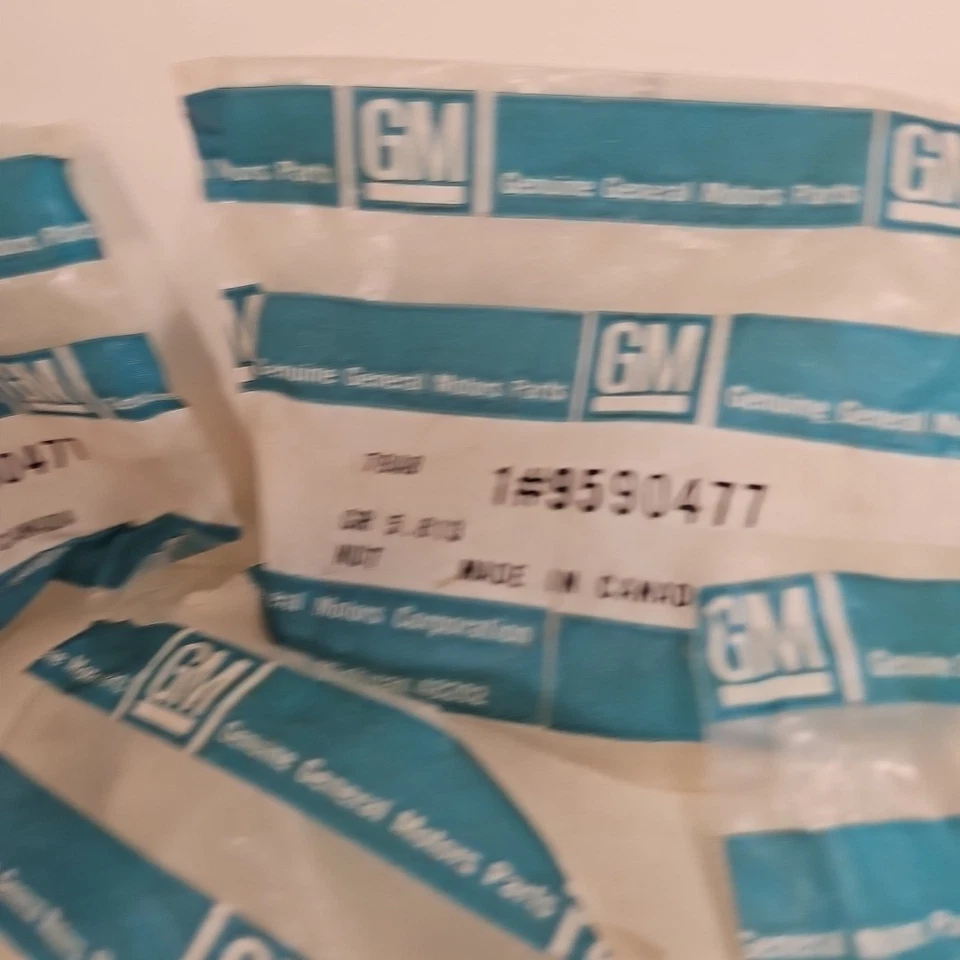 Lote de 8 tuercas originales GM 9590477 en paquetes sellados NOS OEM Foto 3 de 4
