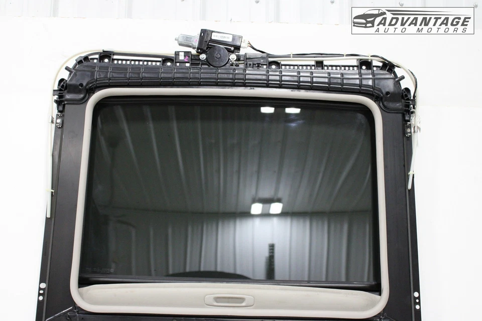 Hummer H3 2007-2010 techo corredizo superior techo corredizo y motor con parasol OEM Foto 4 de 4