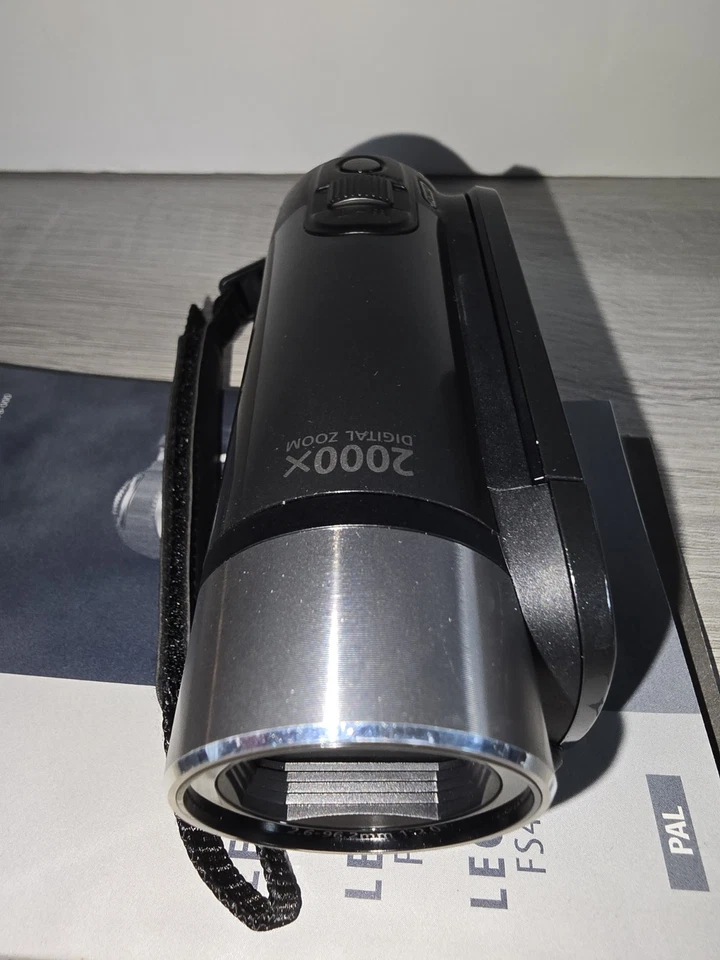 CANON LEGRIA FS46 DUAL FLASH MEMORY PAL CAMCORDER HD FLIP SCREEN BUILT IN MEMORY - Image 4 of 4