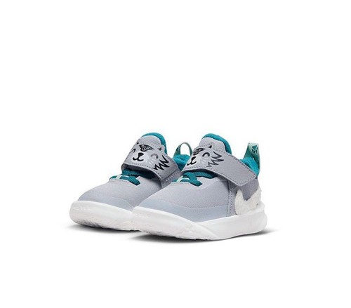 Nike Team Hustle D 10 (TD) Wolf Grey/White Boy's Toddler Sneakers size 8c - Picture 6 of 9
