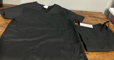 Woman s Scrubs Top And Bottom Black Size S