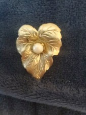 Sarah Coventry Gold Tone Faux Pearl Vintage Leaf Brooch