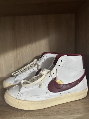 W Blazer Mid 77 SE - Sneaker Low - white/ team red/ muslin/ metallic gold star 