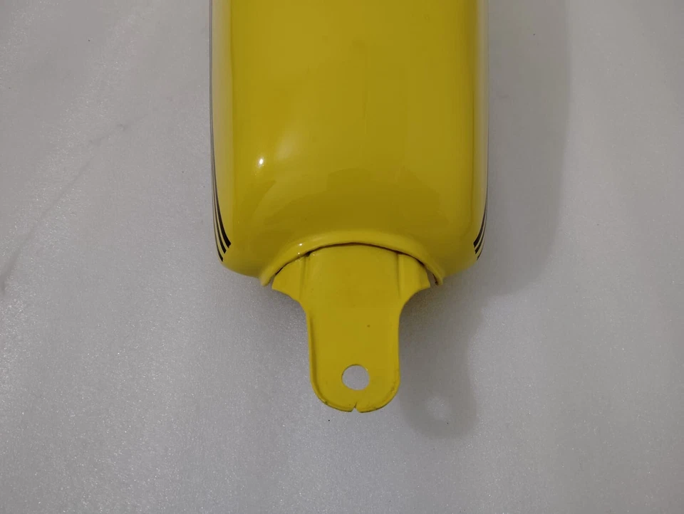 Tanque de gasolina de combustible + tapa de acero amarillo y pintado Yamaha DT100 DT 100 Enduro 1977 Foto 4 de 4