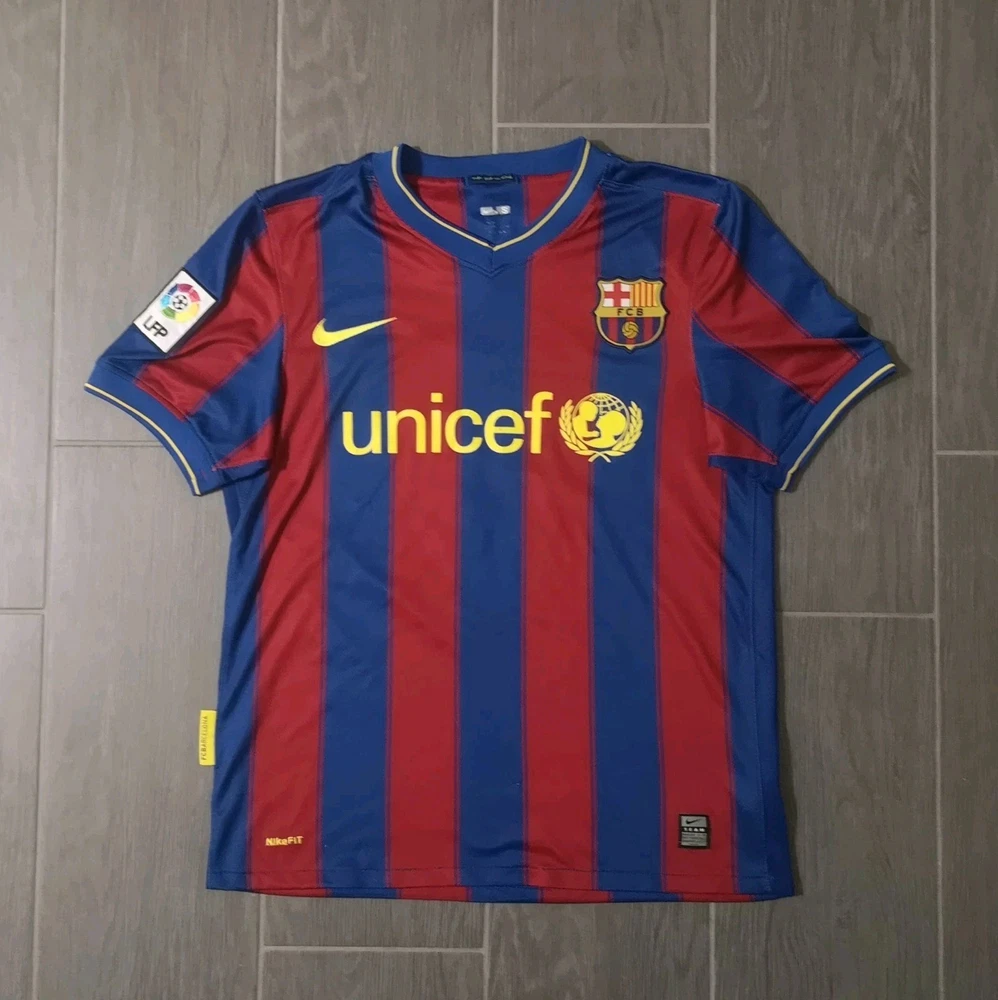 FC Barcelona Xavi 6 Vintage Retro 2010/11 Heim Trikot Größe: S Fußball Y2K Nike