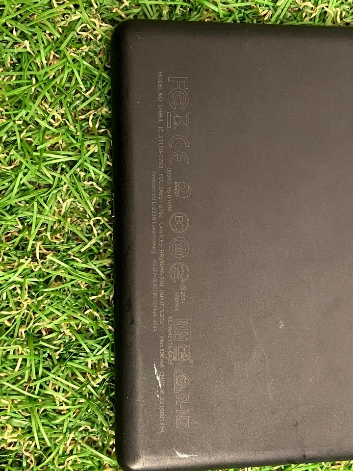 Amazon Kindle 8th Generation 4GB Touchscreen Model SY69JL Black (E40) - Image 4 of 4