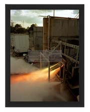 LINEAR AEROSPIKE ENGINE TEST FIRING MARSHALL SPACE FLIGHT CENT 8X10 FRAMED PHOTO