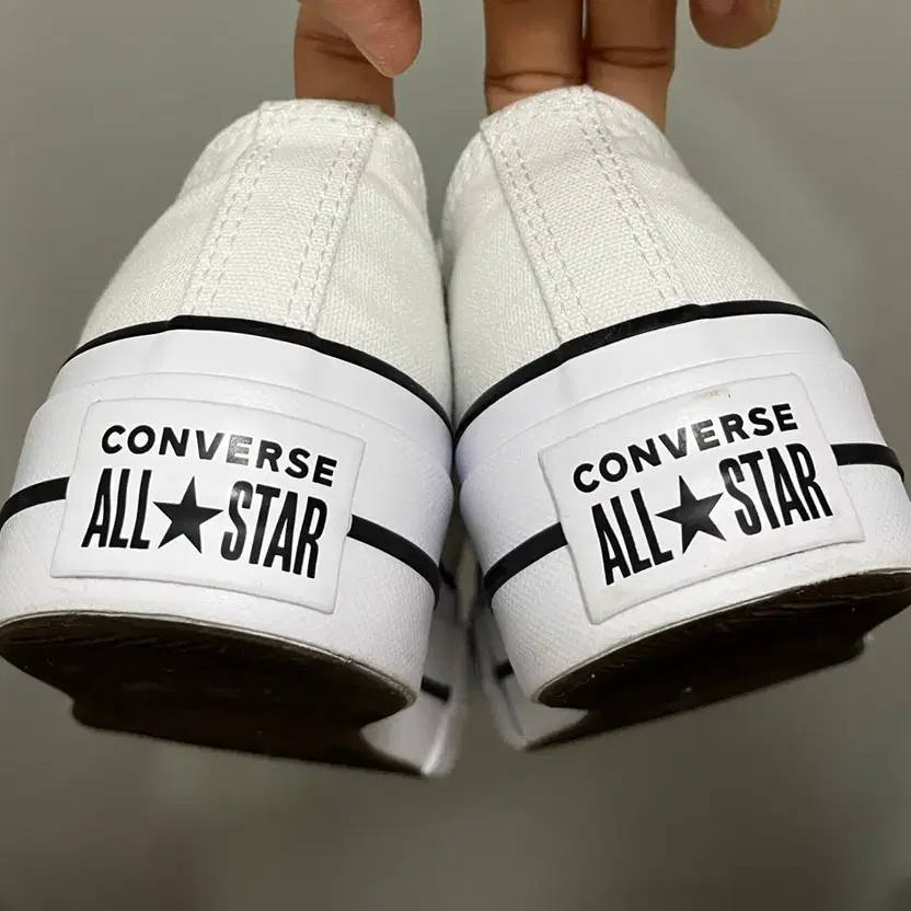 Converse Lift Sneakers Women's Size 230/UK4 (Fits 235) thumbnail 4