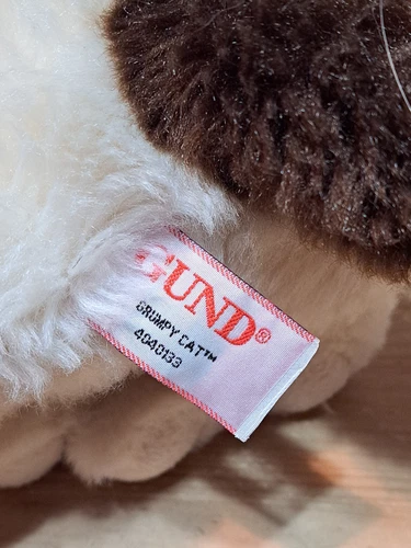 Gund Grumpy Cat Plush Stuffed Animal Kitty 9" Siamese Sitting Blue Eyes - Picture 8 of 11