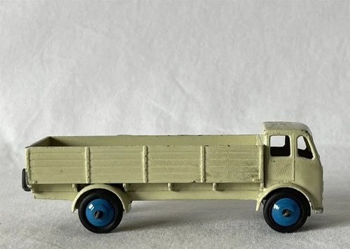 Vintage DINKY Toys 25r Forward Control Truck Toy Car c1950s Cream Blue Hubs #232